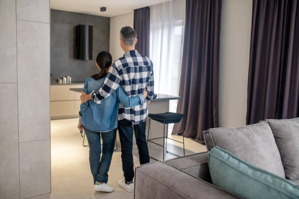 Furnished vs Unfurnished Apartments in Auckland CBD: What Performs Better?